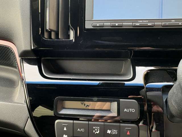 HONDA N-WGN CUSTOM 2017 Image 31