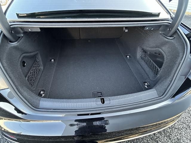 AUDI S5 2019 Image 31