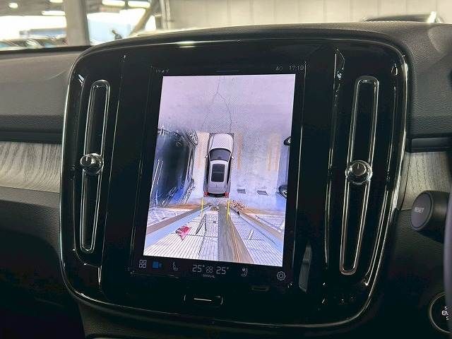 VOLVO XC40 2025 Image 31