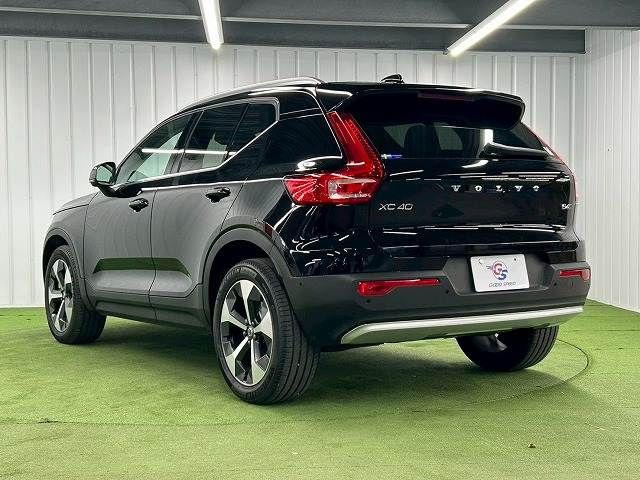 VOLVO XC40 2025 Image 31