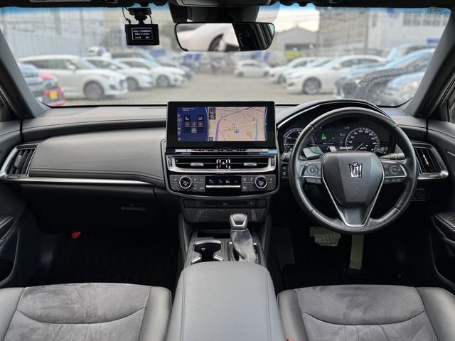 TOYOTA CROWN SEDAN HYBRID 2022 Image 31