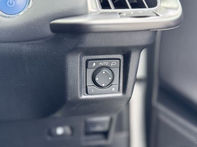 TOYOTA CROWN SEDAN HYBRID 2022 Image 31