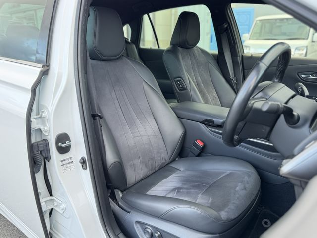 TOYOTA CROWN SEDAN HYBRID 2022 Image 31