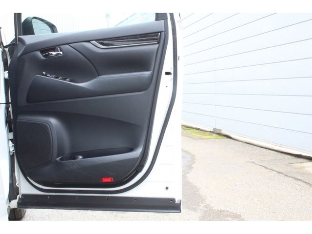 TOYOTA ALPHARD 2021 Image 31