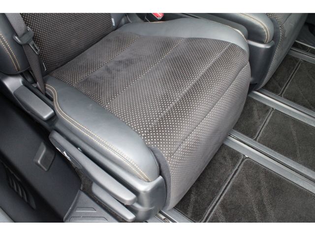 TOYOTA ALPHARD 2021 Image 31