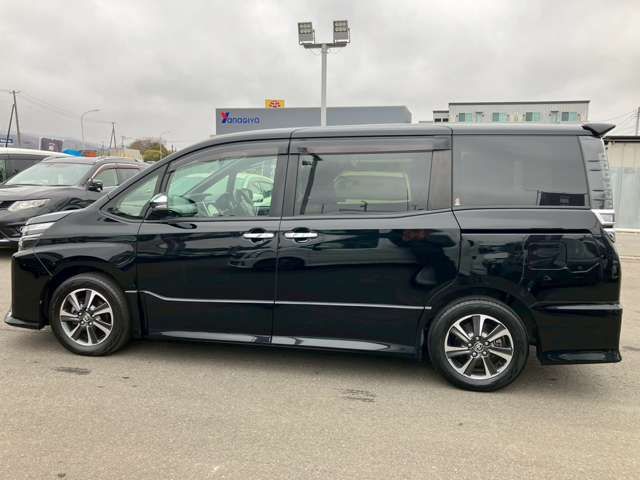 TOYOTA VOXY 2019 Image 31