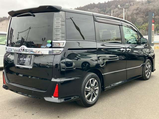 TOYOTA VOXY 2019 Image 31