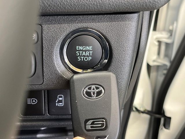 TOYOTA HIACE VAN 2WD 2025 Image 31