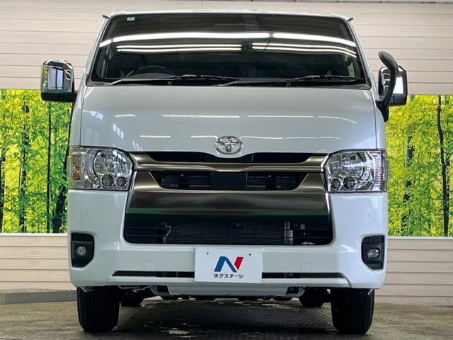 TOYOTA HIACE VAN 2WD 2025 Image 31