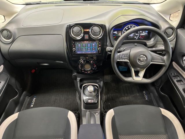 NISSAN NOTE 2017 Image 31