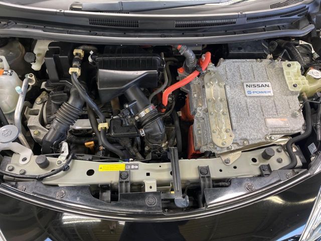 NISSAN NOTE 2017 Image 31