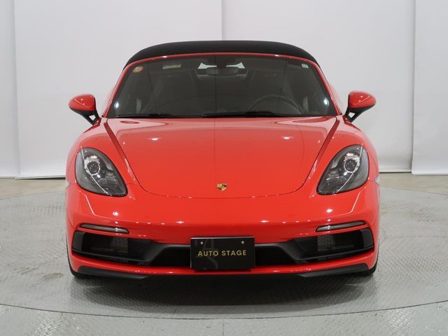 PORSCHE 718BOXSTER 2018 Image 31