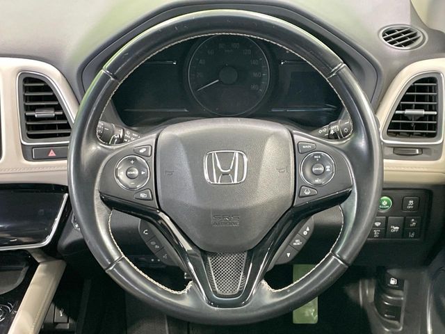 HONDA VEZEL HYBRID 2016 Image 31