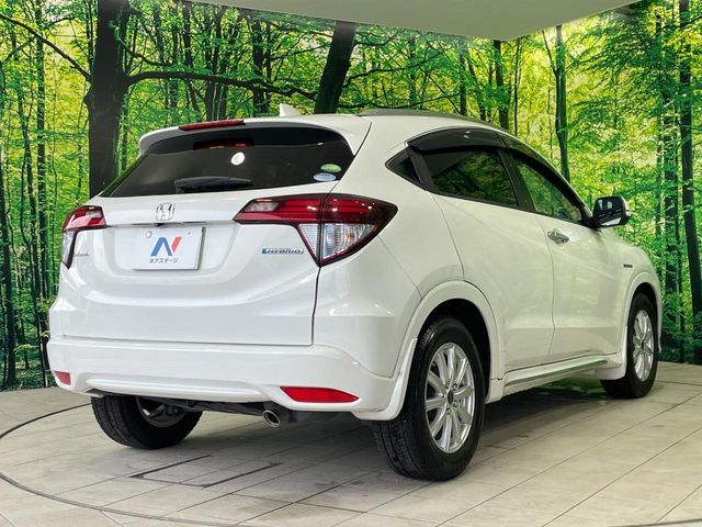 HONDA VEZEL HYBRID 2016 Image 31