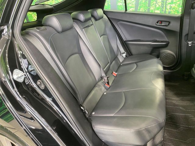 TOYOTA PRIUS 2018 Image 31