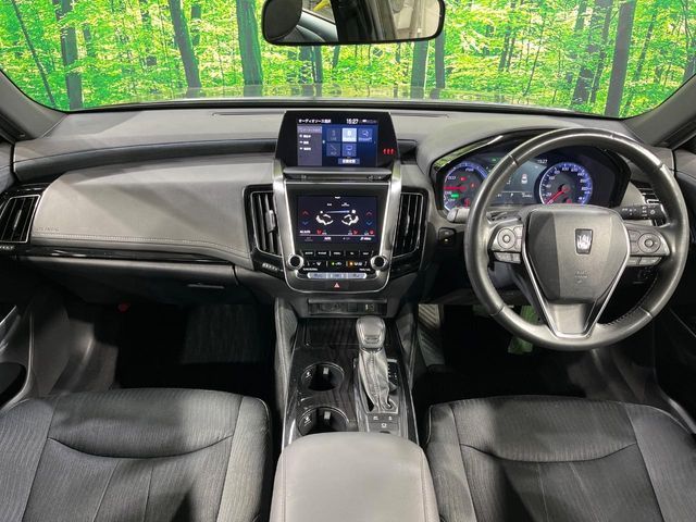 TOYOTA CROWN SEDAN HYBRID 2018 Image 31