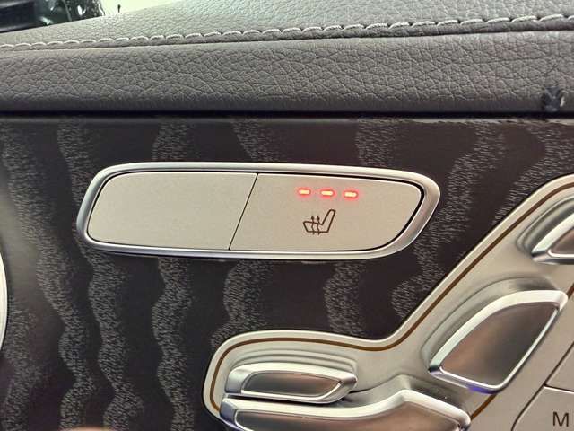 MERCEDES BENZ MERCEDES AMG C CLASS 2019 Image 31