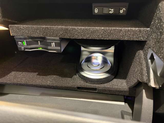 MERCEDES BENZ MERCEDES AMG C CLASS 2019 Image 31