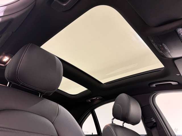 MERCEDES BENZ MERCEDES AMG C CLASS 2019 Image 31