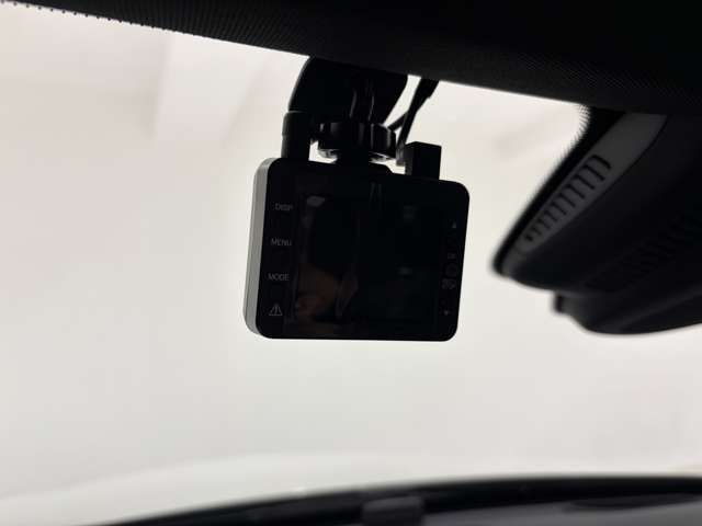 MERCEDES BENZ MERCEDES AMG C CLASS 2019 Image 31