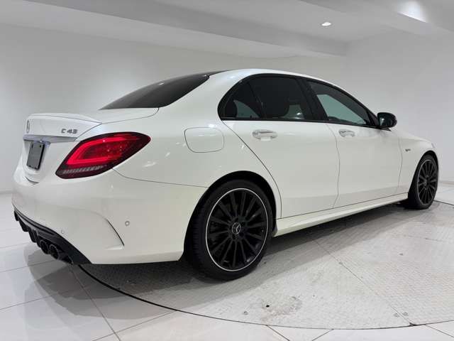 MERCEDES BENZ MERCEDES AMG C CLASS 2019 Image 31