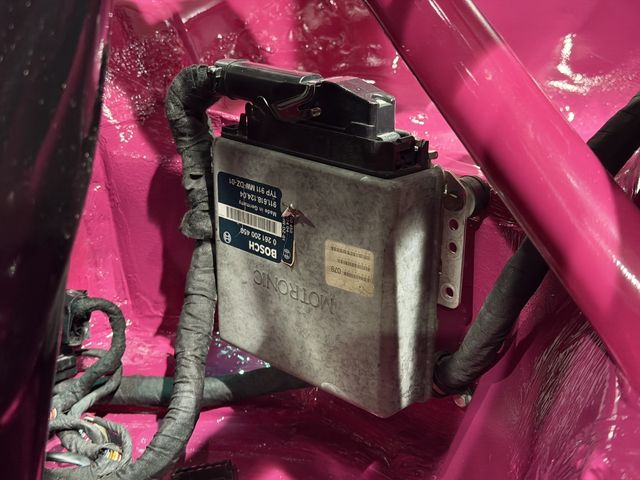 PORSCHE 911 1992 Image 31