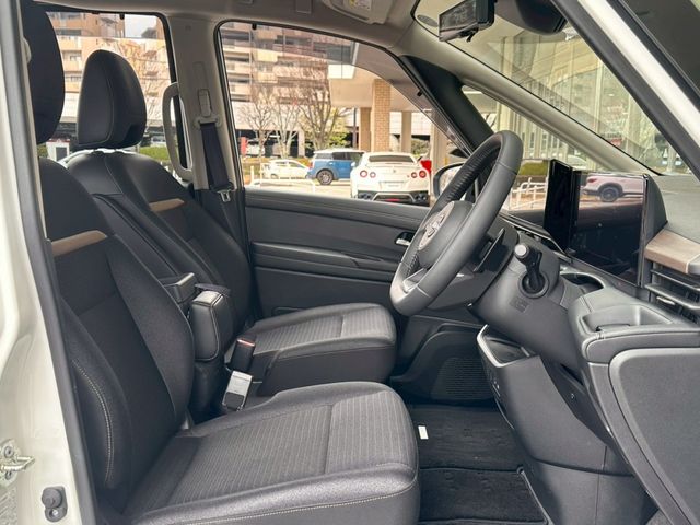 NISSAN SERENA  WG 2023 Image 31