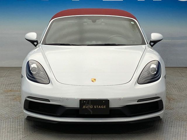 PORSCHE 718BOXSTER 2018 Image 31