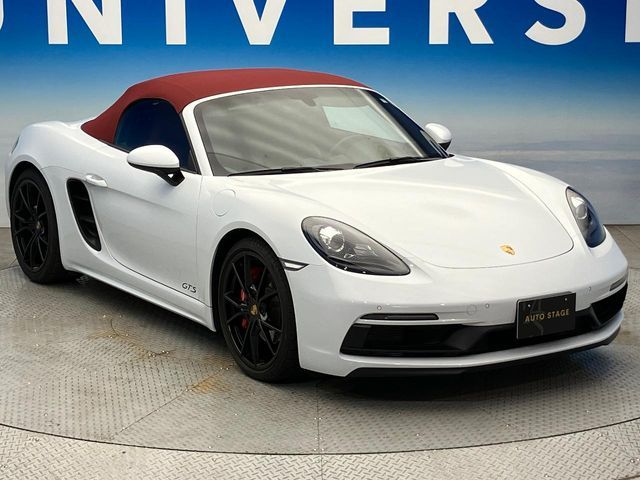 PORSCHE 718BOXSTER 2018 Image 31