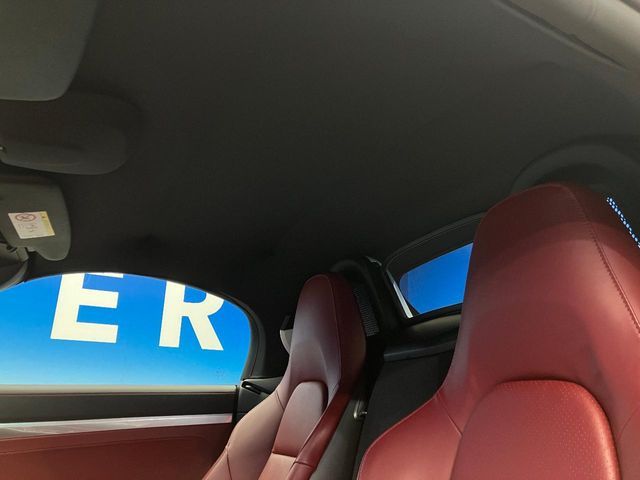 PORSCHE 718BOXSTER 2018 Image 31