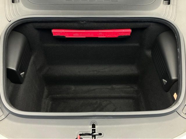 PORSCHE 718BOXSTER 2018 Image 31