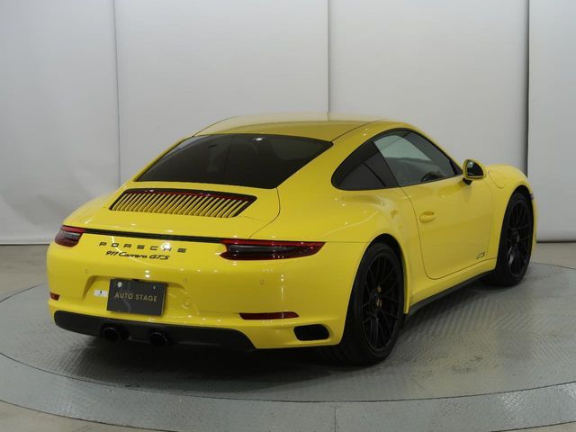 PORSCHE 911 2017 Image 31