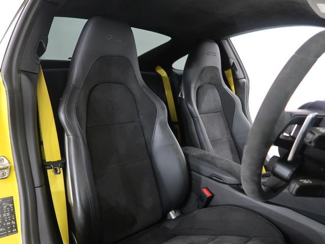 PORSCHE 911 2017 Image 31