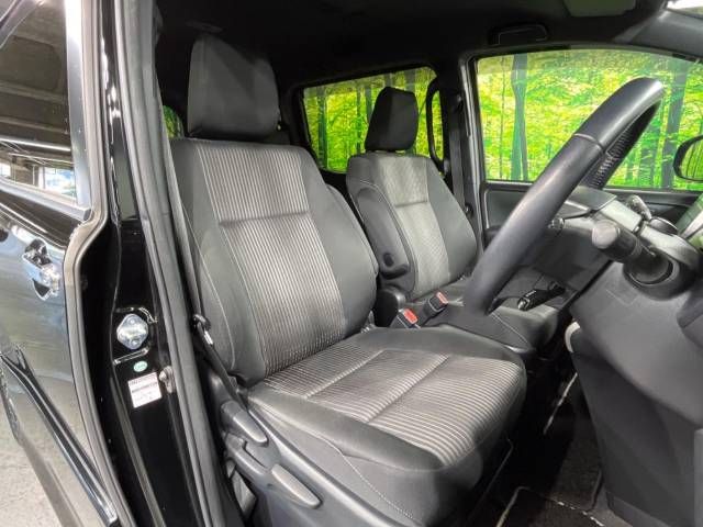 TOYOTA VOXY 2018 Image 31