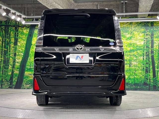 TOYOTA VOXY 2018 Image 31