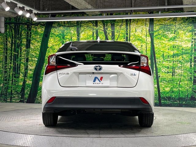 TOYOTA PRIUS 2019 Image 31