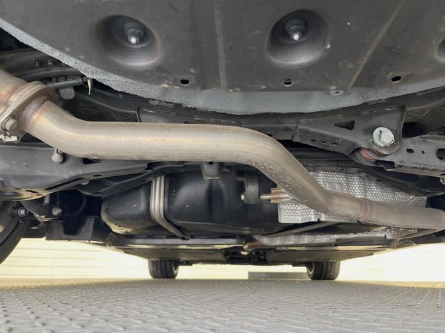 TOYOTA LEXUS ES300H 2019 Image 31