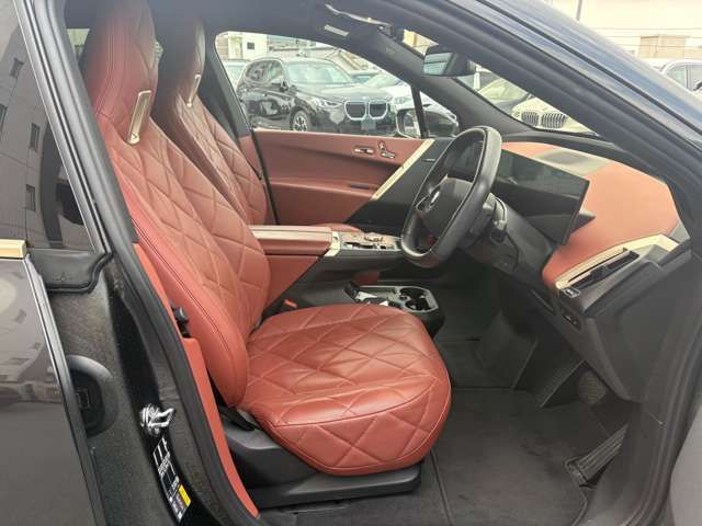 BMW IX 2023 Image 31