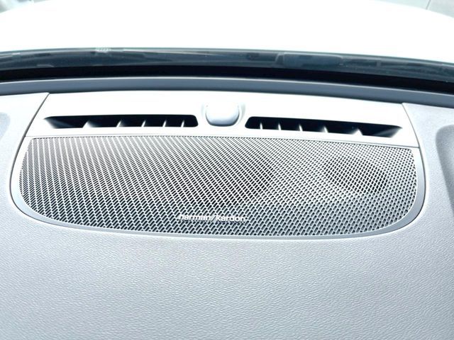 VOLVO XC40 2024 Image 31