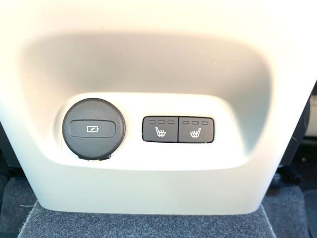 VOLVO XC40 2024 Image 31