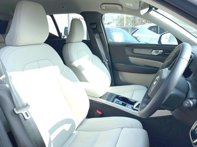 VOLVO XC40 2024 Image 31