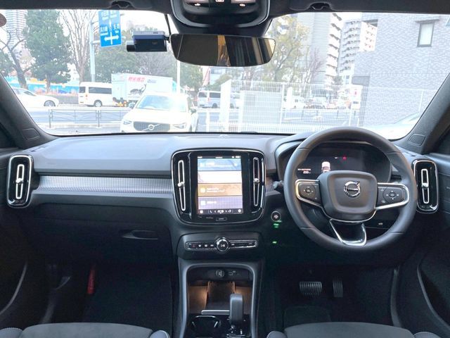 VOLVO XC40 2025 Image 31