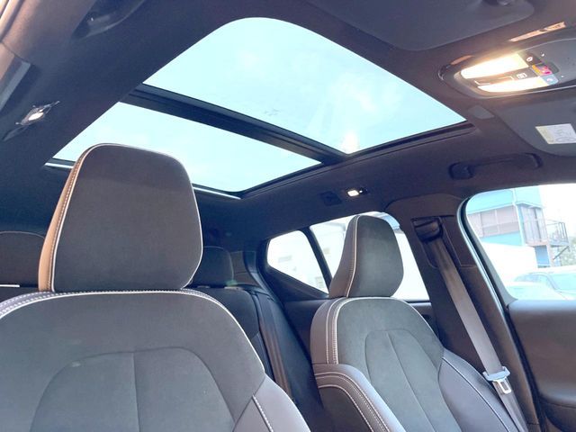 VOLVO XC40 2025 Image 31