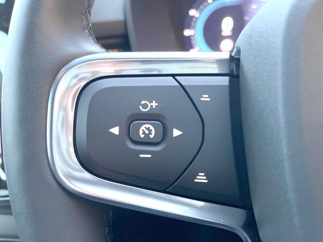 VOLVO XC40 2025 Image 31