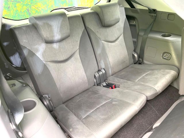 TOYOTA PRIUS ALPHA 2011 Image 31