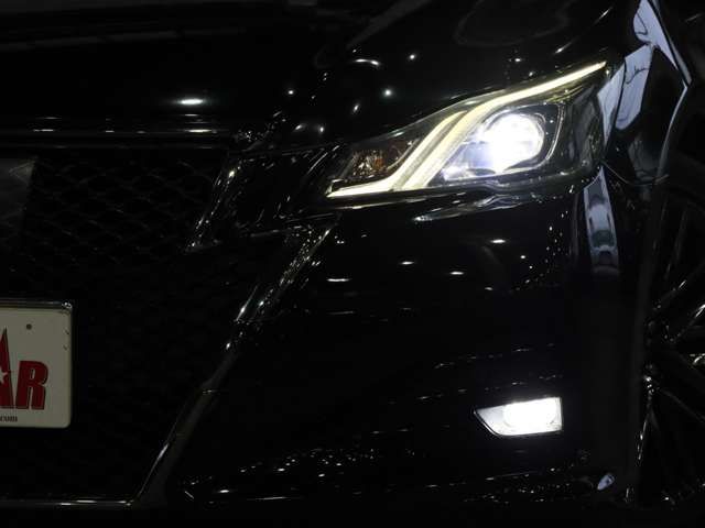 TOYOTA CROWN SEDAN 2016 Image 31