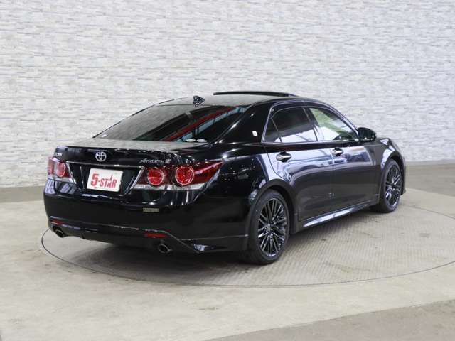 TOYOTA CROWN SEDAN 2016 Image 31