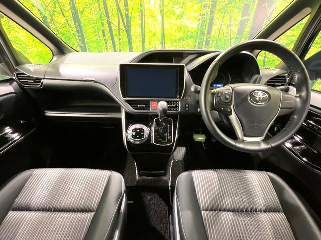 TOYOTA VOXY 2019 Image 31