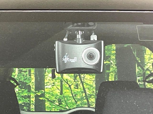 TOYOTA VOXY 2019 Image 31