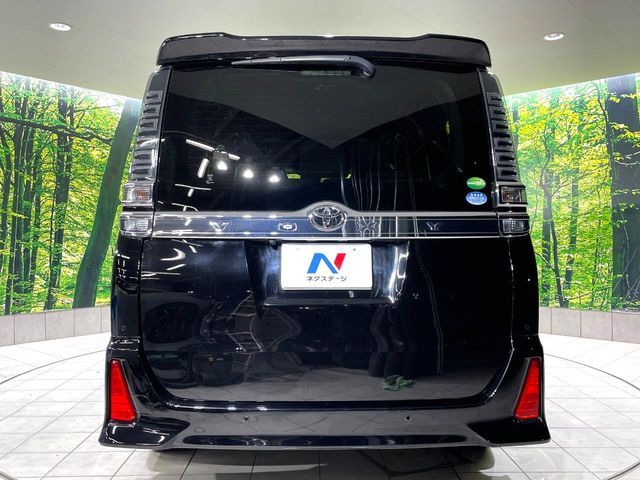 TOYOTA VOXY 2019 Image 31